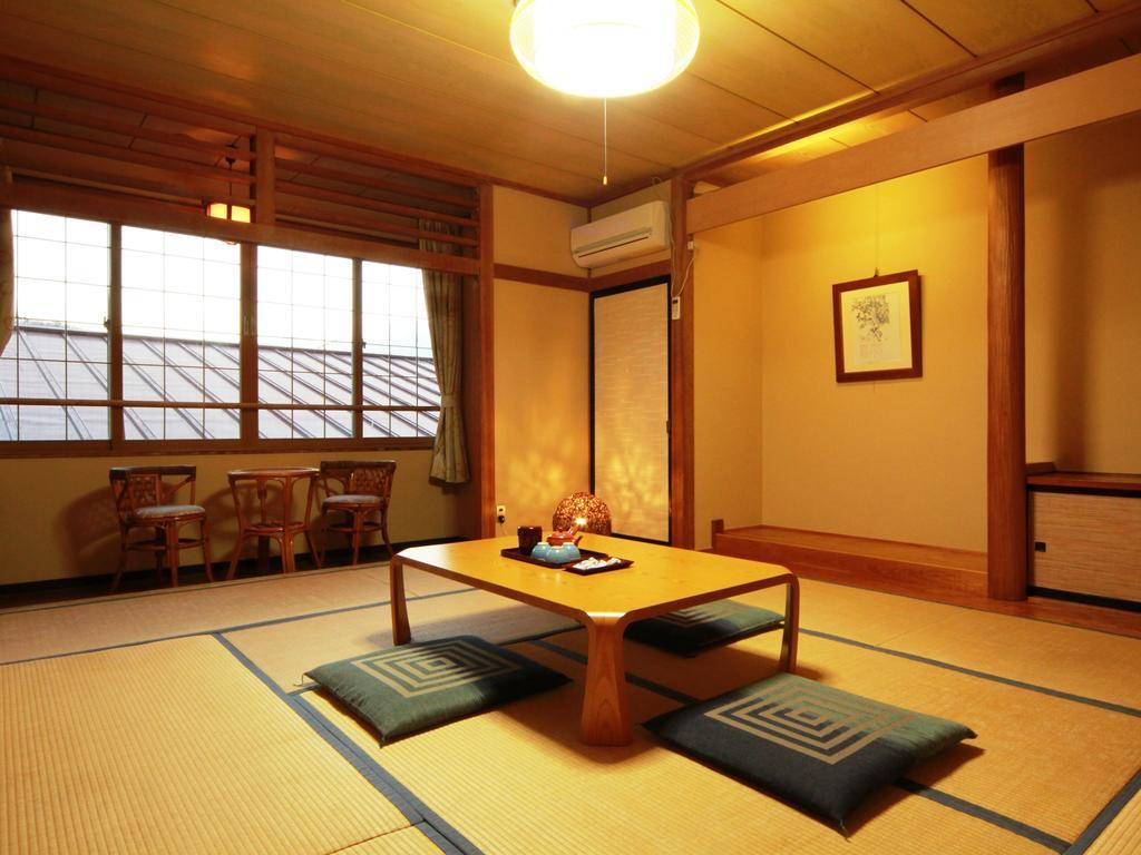 Honkan Gentaroya Nozawaonsen Quarto foto